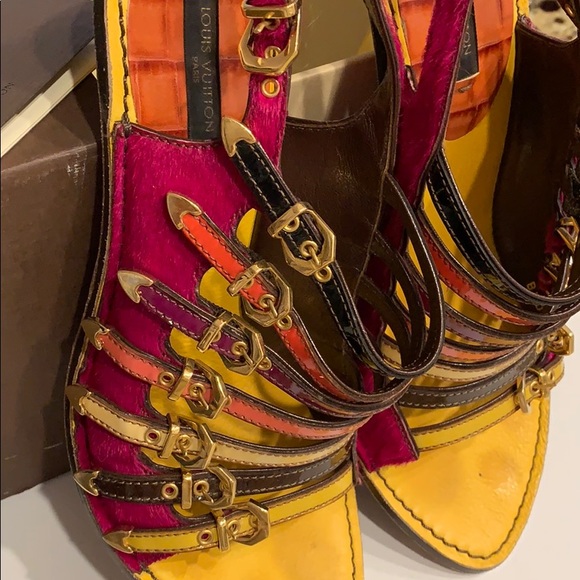 Genuine Louis Vuitton Buckle Heels size 37 - Picture 1 of 4